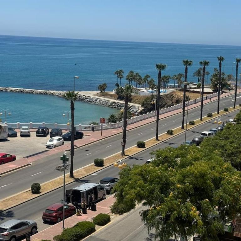 Estudio con terraza y piscina en Benalmádena Costa - Apartamento de 1 dormitorio - 56