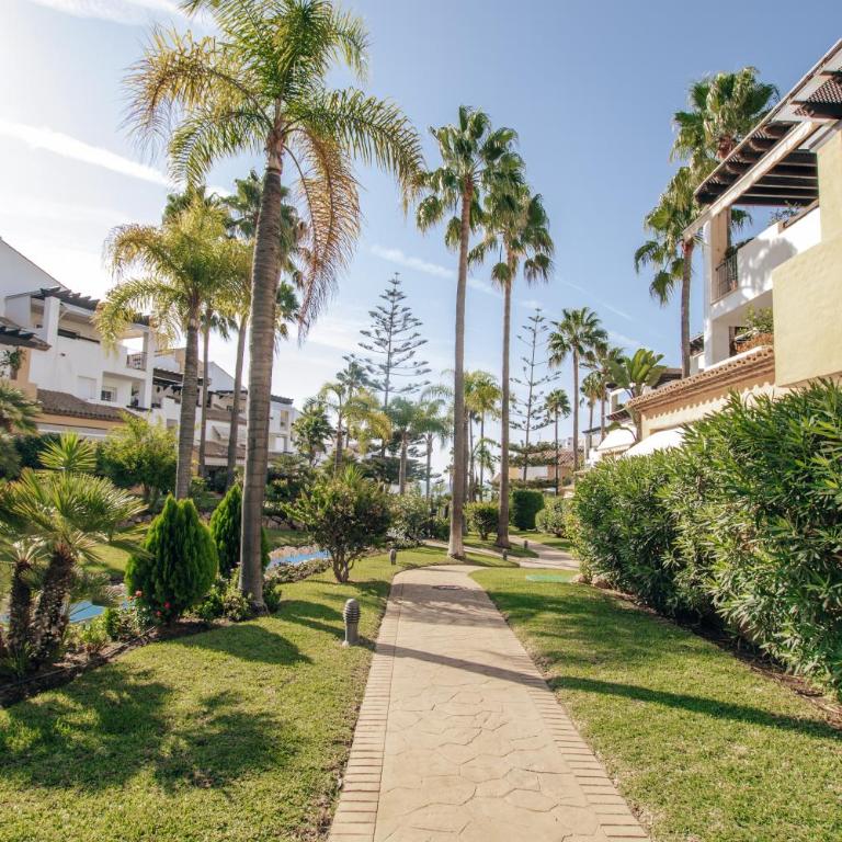 Creta sunset by BH Marbella - Two-Bedroom Apartment with Terrace and Sea View - 22