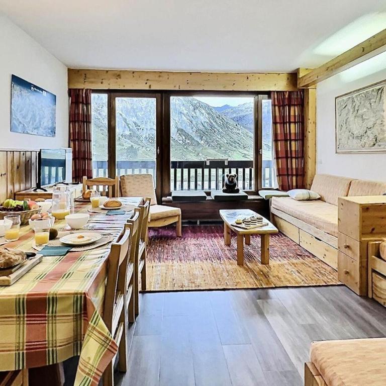 Résidence Le Bec Rouge - Appartement 3 pièces 8 personnes à Tignes ski aux pieds et proche des commerces dans le quartier du Lac. Grand espace de vie, cu MAE-2001 - Appartement - 1