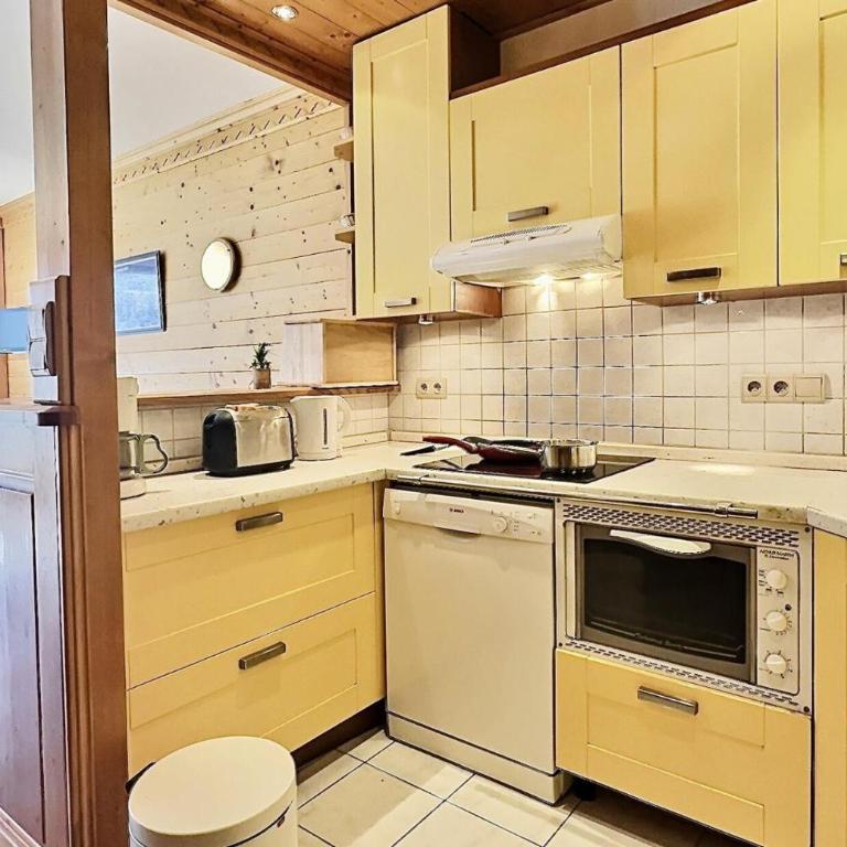 Résidence Le Bec Rouge - Appartement de charme 3 pièces 8 personnes à Tignes ski aux pieds et proche des commerces dans le quartier du Lac MAE-1993 - Appartement - 5