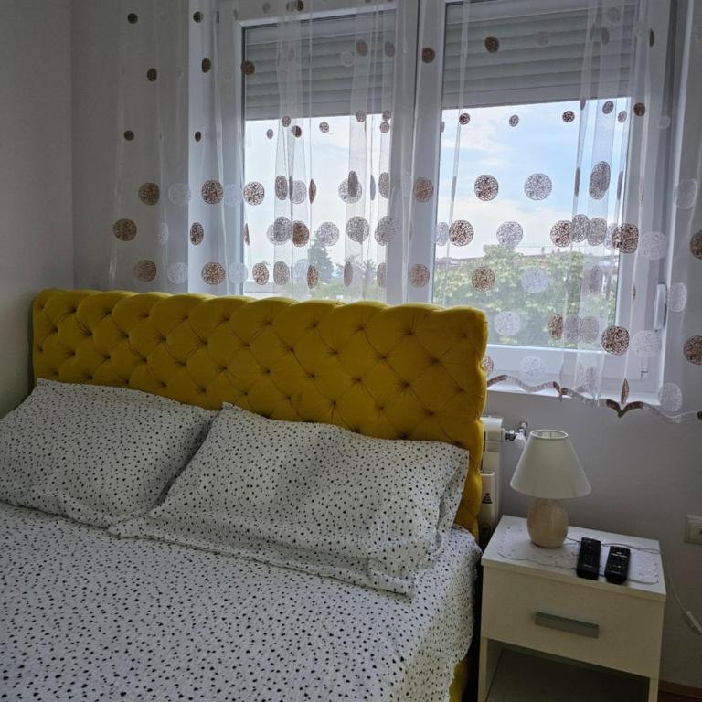 Iskra Apartment - One-Bedroom Apartment - 8