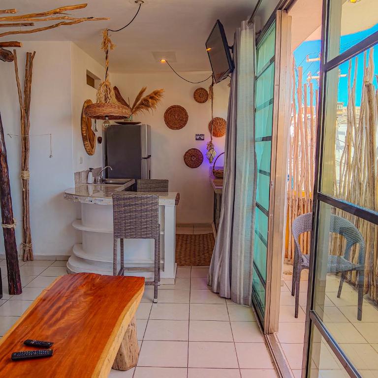 Departamentos Maya - Studio with Balcony - 2
