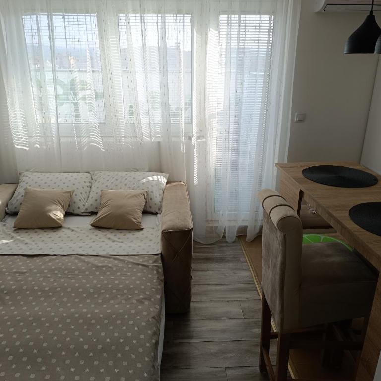 Aries Art - One-Bedroom Apartment - 9
