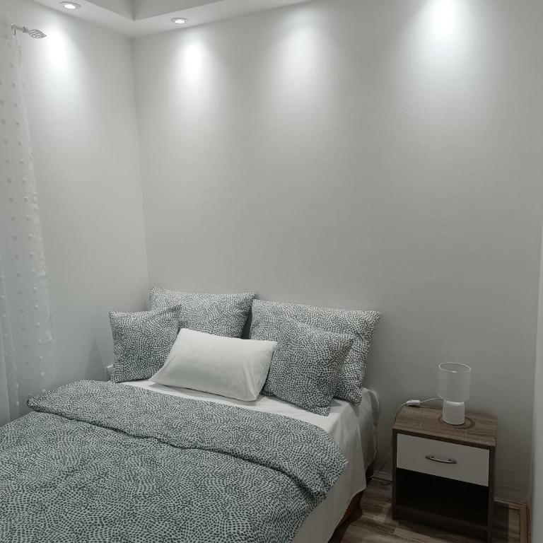 Aries Art - One-Bedroom Apartment - 4
