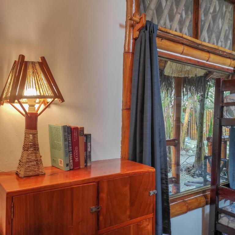 Montañita Cabañas - Cama en habitación compartida mixta de 6 camas - 4