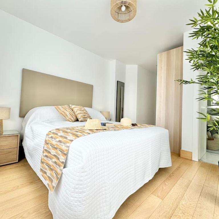 Welcome to Villa Bali a luxurious modern getaway - Villa - 24