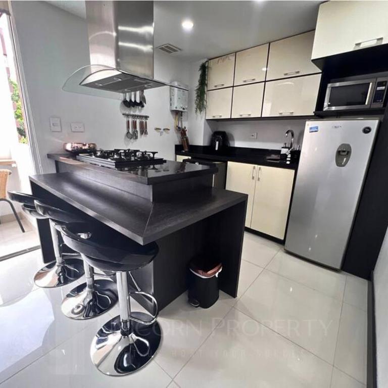 Luxury Studio in El Poblado Modern Charm - One-Bedroom Apartment - 5