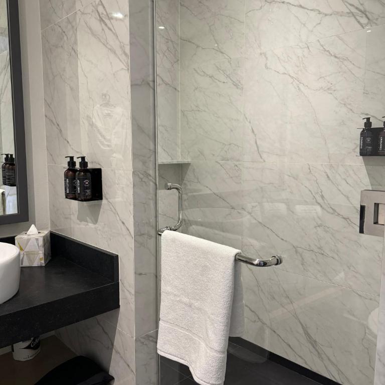 Hotel Catedral - King Suite - 6