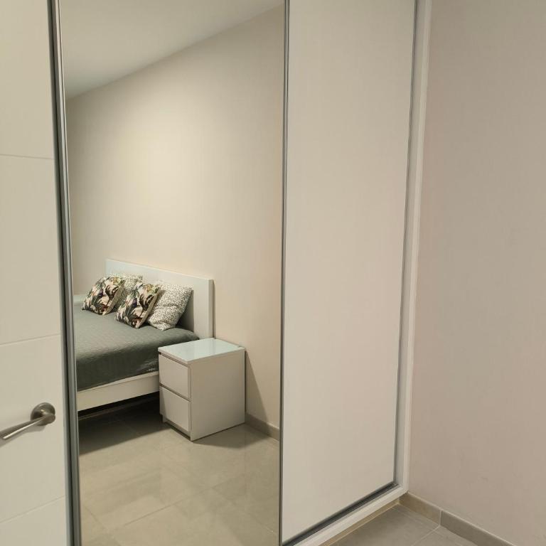 Apartamento corazon de Canteras - Two-Bedroom Apartment - 21