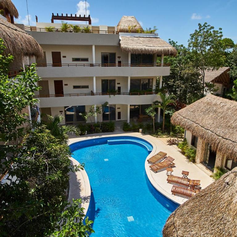 Aldea Zama Penthouse with Private Rooftop in Gated Community - Apartamento con terraza - 1
