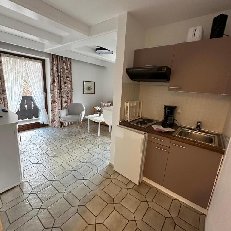 Gästehaus Deml - Apartment - 5