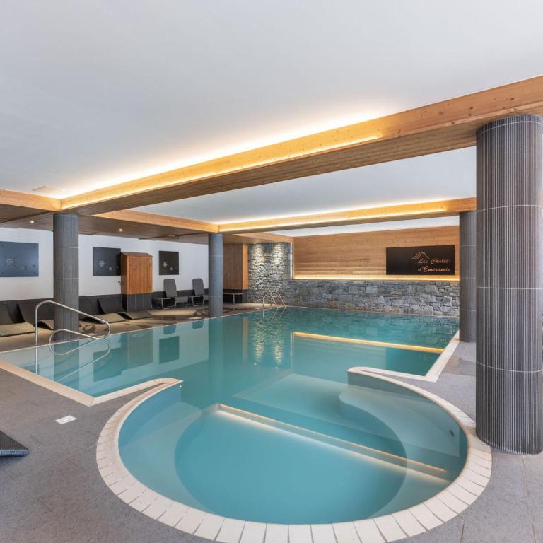 Loft spacieux avec spa, piscine, salle de sport et parking - Appartamento con 5 Camere da Letto - 11