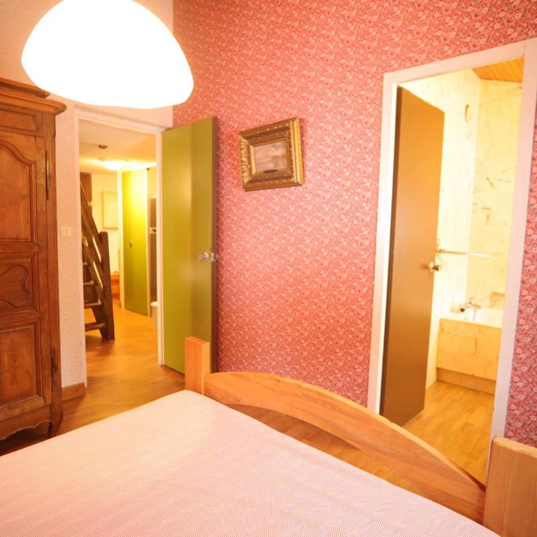 Spacieux duplex 3 pièces mezzanine à 250m des pistes avec parking, animaux admis - FR-1-297-340 - Apartment - 8