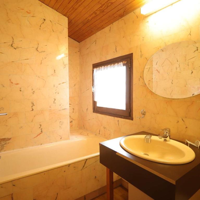 Spacieux duplex 3 pièces mezzanine à 250m des pistes avec parking, animaux admis - FR-1-297-340 - Apartment - 14