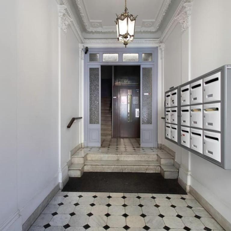 #57 Staywizus - Suite Notre Dame Central balcony & AC - Appartement 2 Chambres - 24