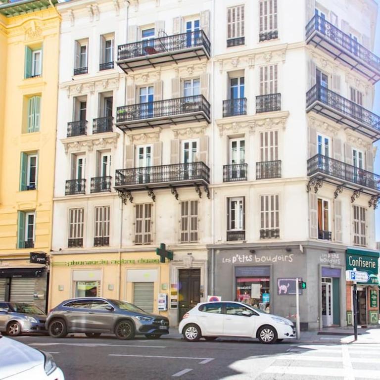 #57 Staywizus - Suite Notre Dame Central balcony & AC - Appartement 2 Chambres - 26