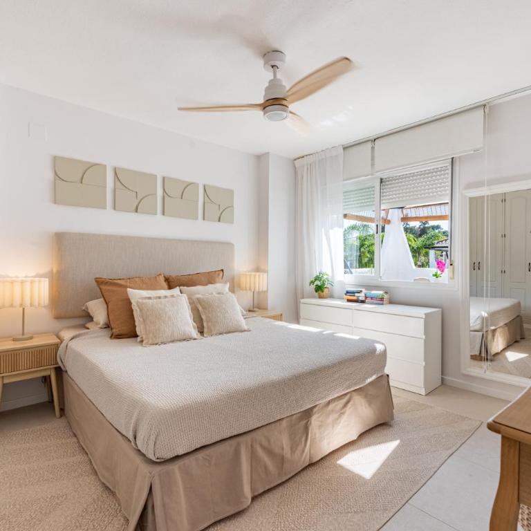 Los Naranjos modern 2 bedroom penthouse with views - Two-Bedroom Apartment - 3