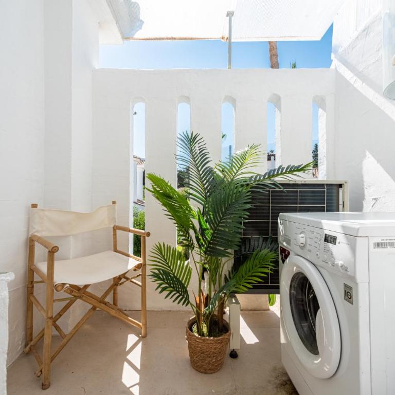Los Naranjos modern 2 bedroom penthouse with views - Two-Bedroom Apartment - 7
