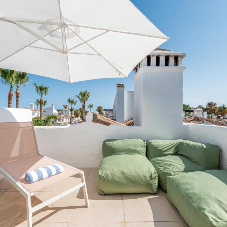 Los Naranjos modern 2 bedroom penthouse with views - Two-Bedroom Apartment - 24