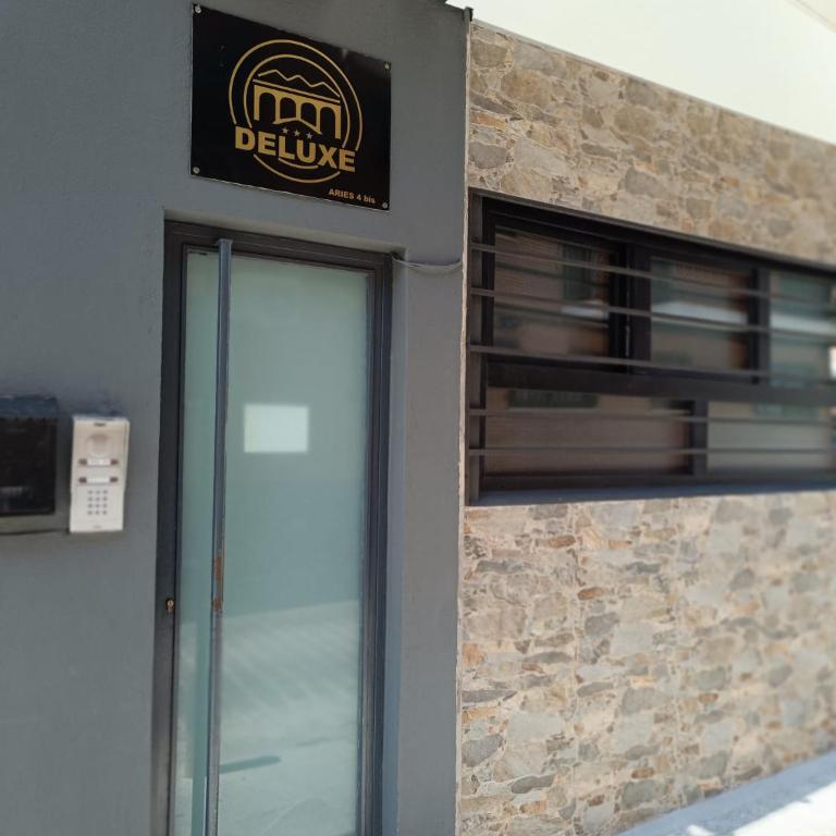 Apartamentos Deluxe Barajas - Deluxe Apartment - 2