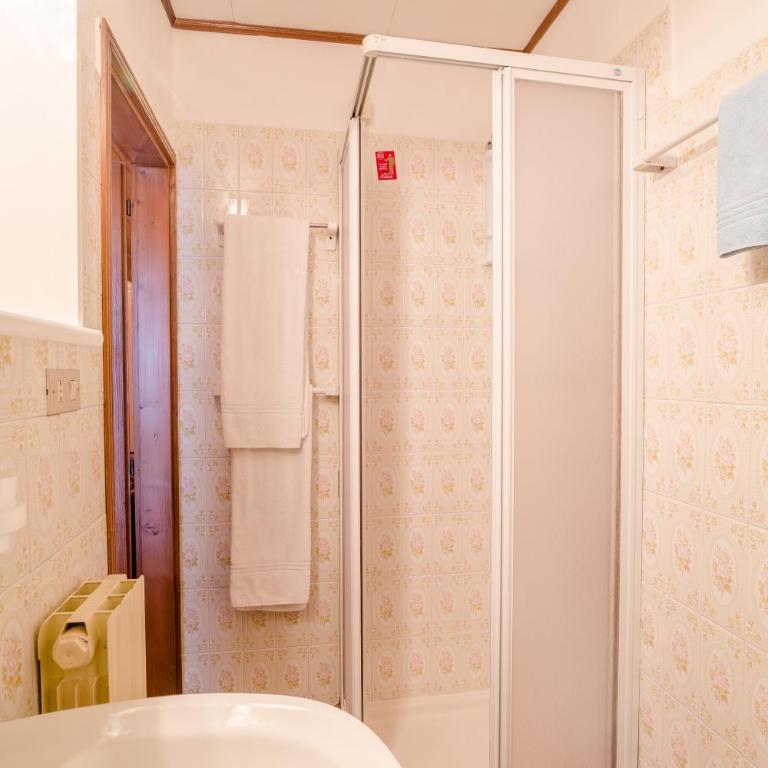 Albergo Genzianella - Camera Tripla con Balcone - 4