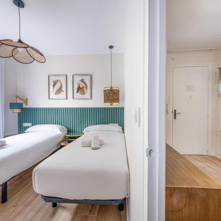 BeBarceloner Eixample Apartments- 4 bedrooms - Apartamento - 25