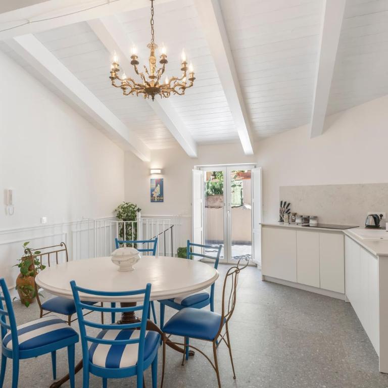 Palazzo Desiderio - Apartment with Terrace - 22