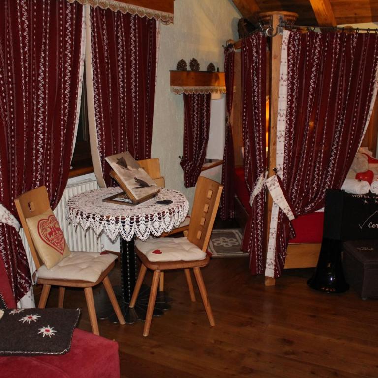 Hotel Meublé Gorret - Junior Suite con Balcone - 6