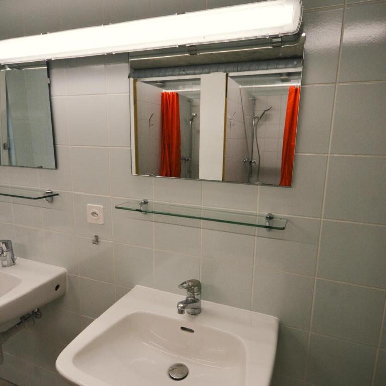 Alaïa Hostel - Doppelzimmer mit Gemeinschaftsbad - 2