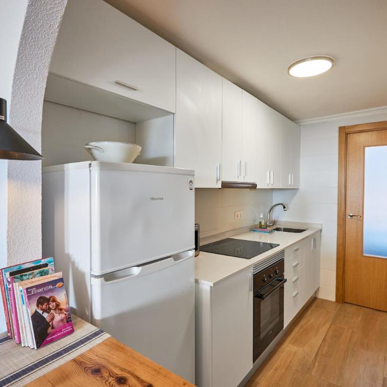Naufragos Beach Apartment - by Welcomely - Two-Bedroom Apartment - 9