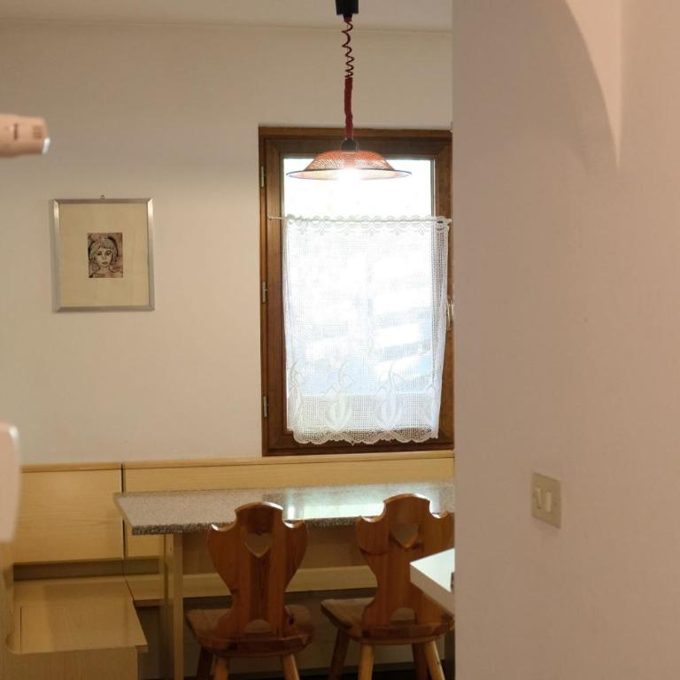 Apartments Anny - Appartamento con 2 Camere da Letto e Balcone - 6