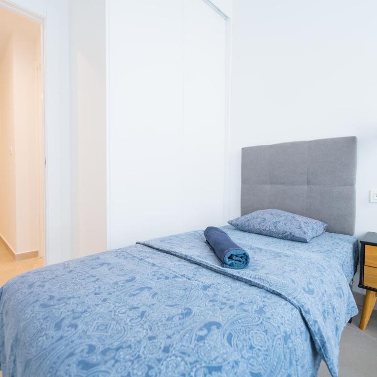 YourSpain Apartament S212A - Three-Bedroom Apartment with Balcony - 14