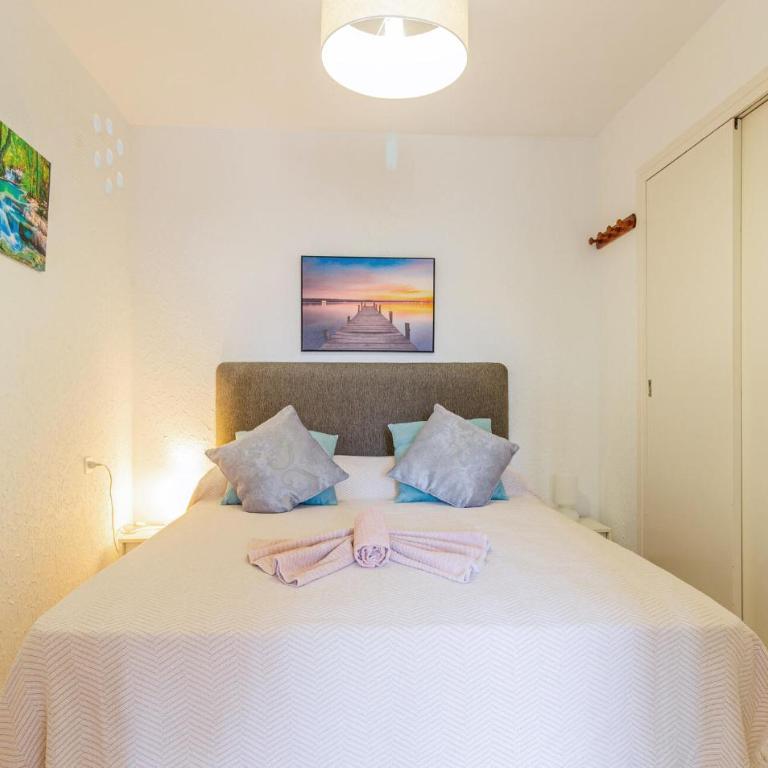 Amazing Apartment In Torrevieja - Apartamento de 1 dormitorio - 3