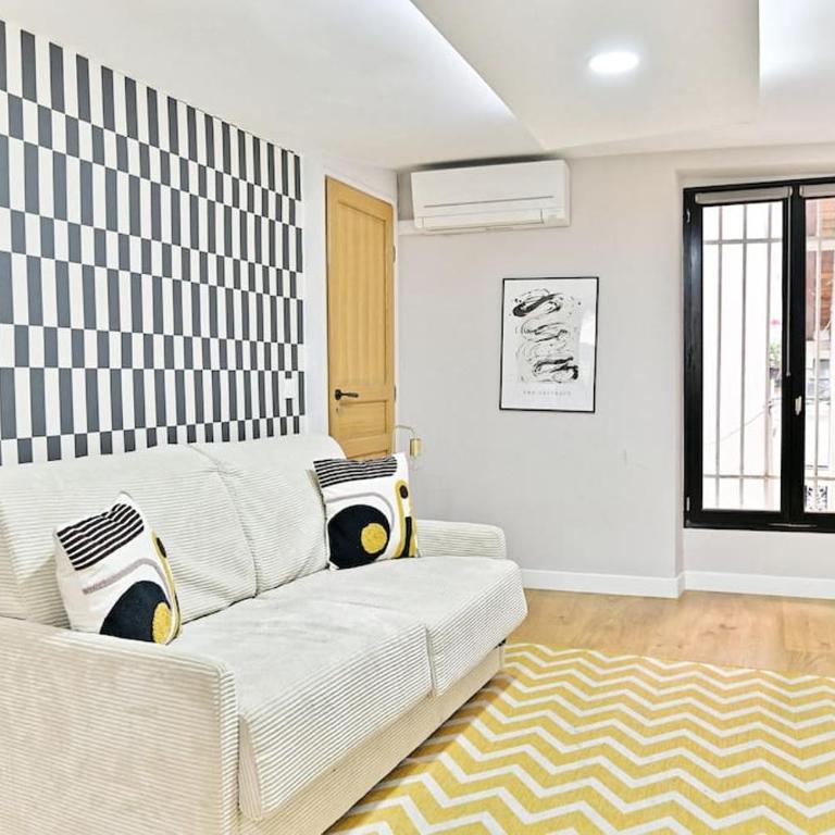 Appartement 3 chambres Paris 2ème - III - Four-Room Apartment - 64
