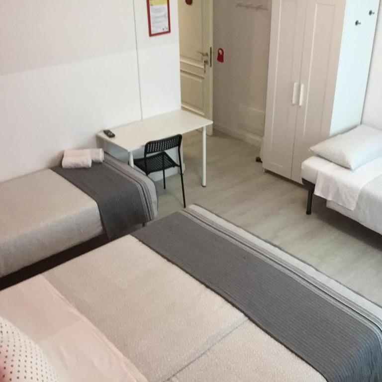 B&B Homer Trento - Camera Quadrupla con Bagno Privato - 13