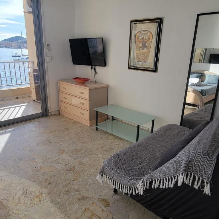 La plage à vos pieds, magnifique vue sur Ajaccio, pour 2 personnes - Appartement 1 Chambre - 7