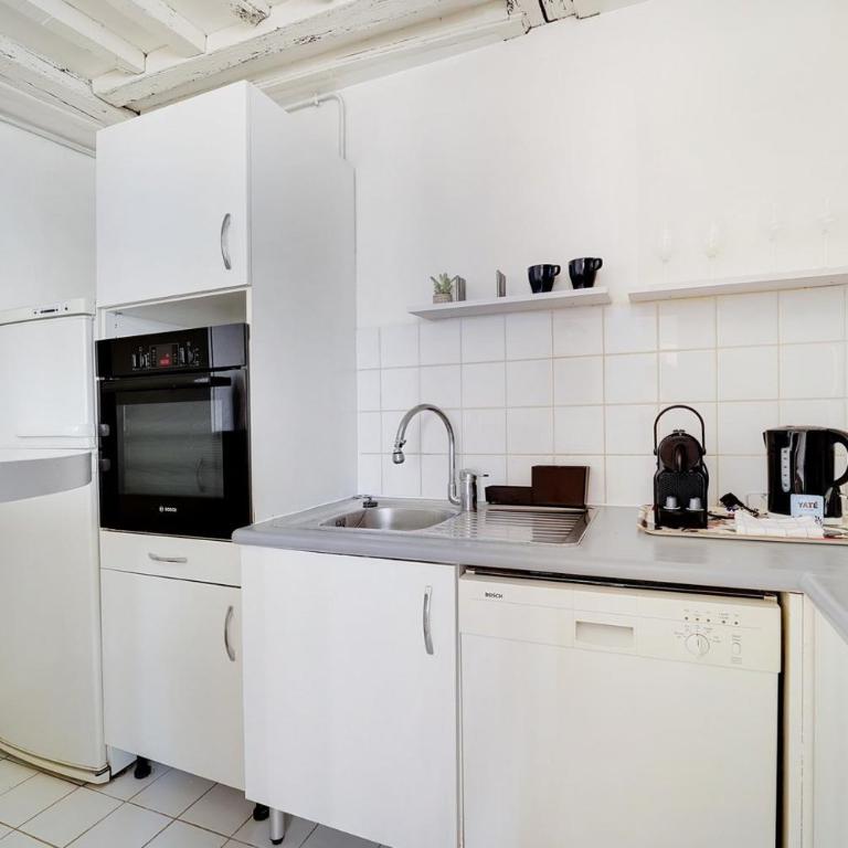 GuestReady - Appartement arty cosy et très central - Apartment - 12