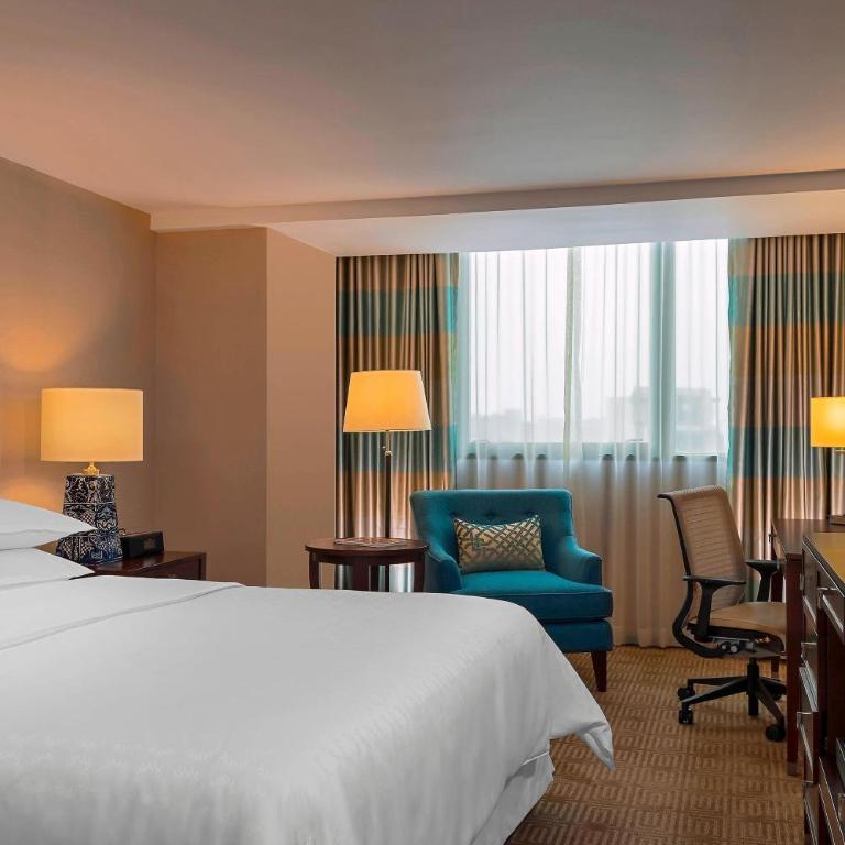 Sheraton Maria Isabel Mexico City Reforma - Business Deluxe, Guest room, 1 King, Reforma Avenue view - 1