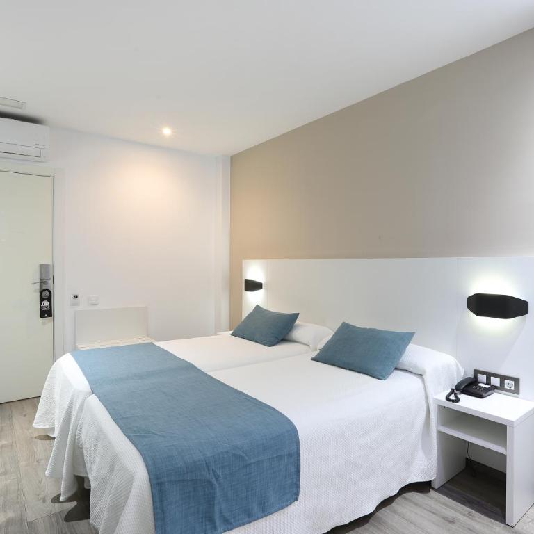 Hotel Alameda - Habitación Doble Estándar - 1 o 2 camas - 2