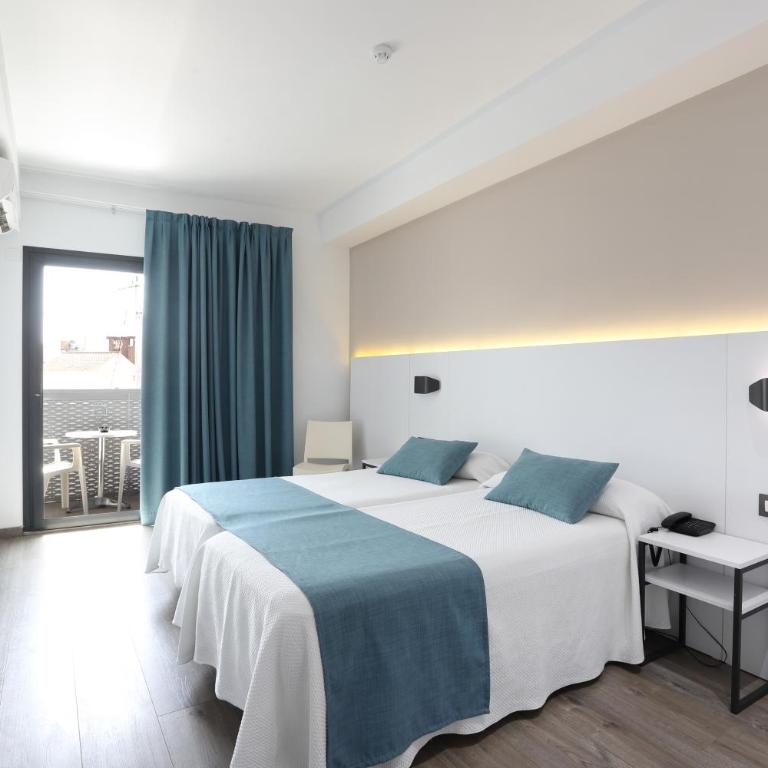 Hotel Alameda - Habitación Doble Superior con vistas a la ciudad - 1 o 2 camas - 1