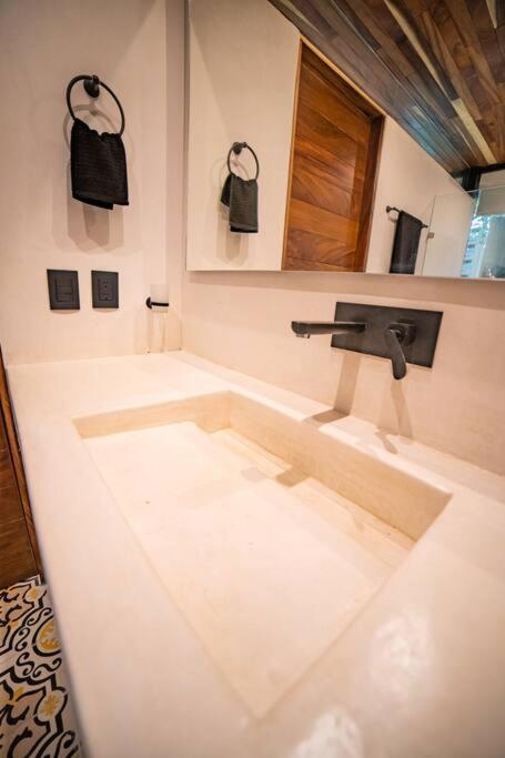 chay Bright Eco Chic studio in Tulum Beach Access! - Apartamento de 1 dormitorio - 17