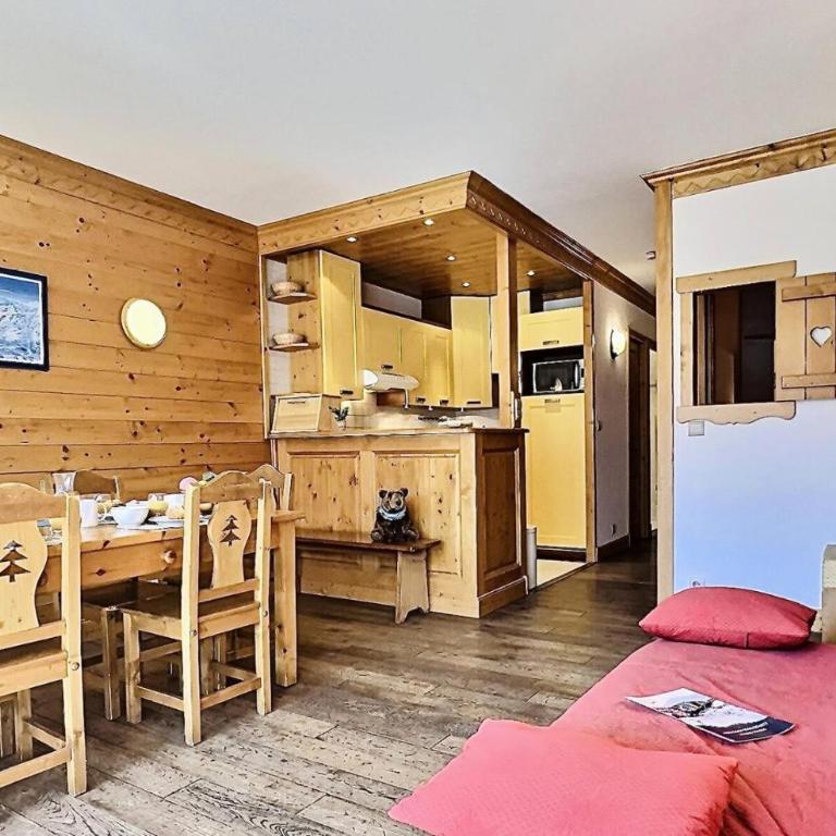 Résidence Le Bec Rouge - Appartement de charme 3 pièces 8 personnes à Tignes ski aux pieds et proche des commerces dans le quartier du Lac MAE-1993 - Appartement - 1