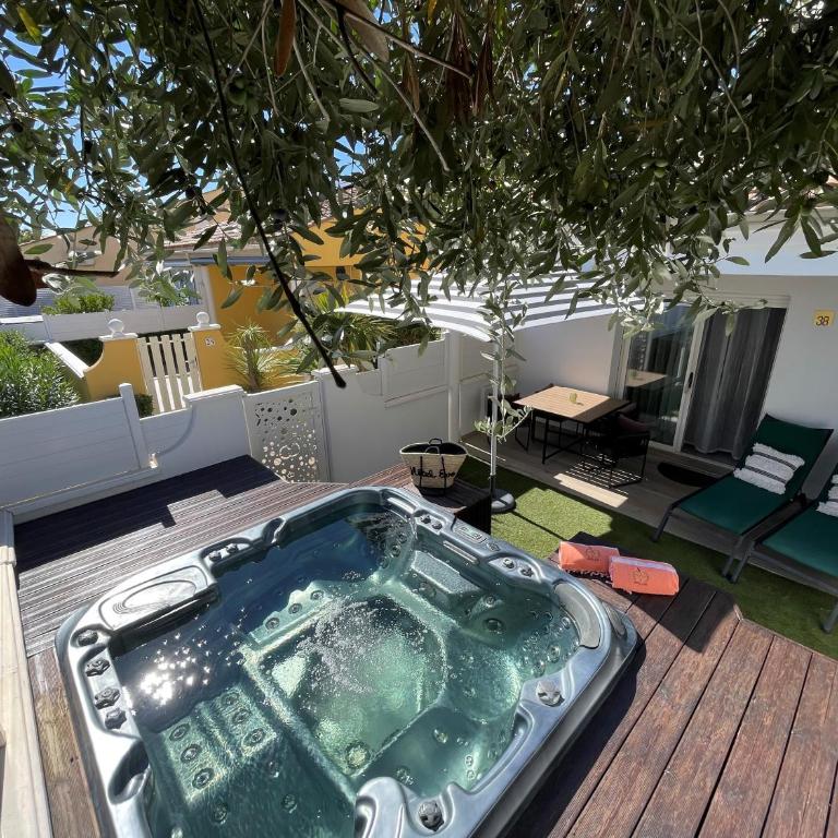 Hôtel Eve Cap d'agde Village Naturiste - Suite avec Jacuzzi - 3