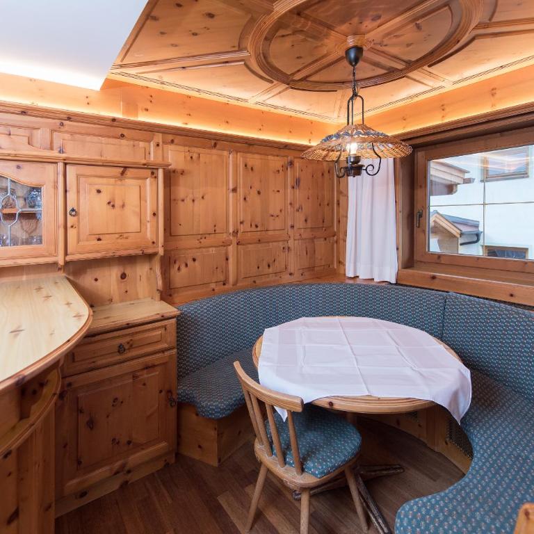 Appartement Landhaus KERSCHDORFER - Ferienhaus mit 6 Schlafzimmern und Garten - 26
