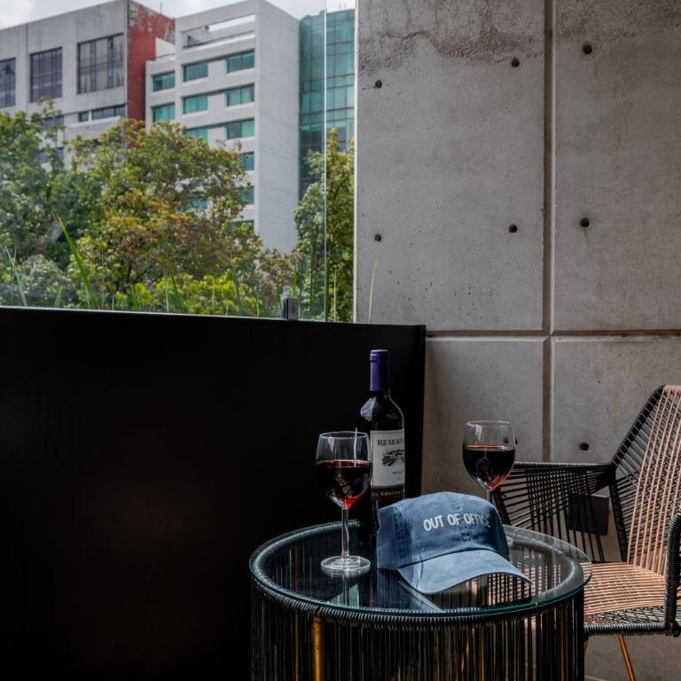Capitalia Galileo Residences - Luxury Apartment, 3 Bedrooms, Balcony, Street View - 22