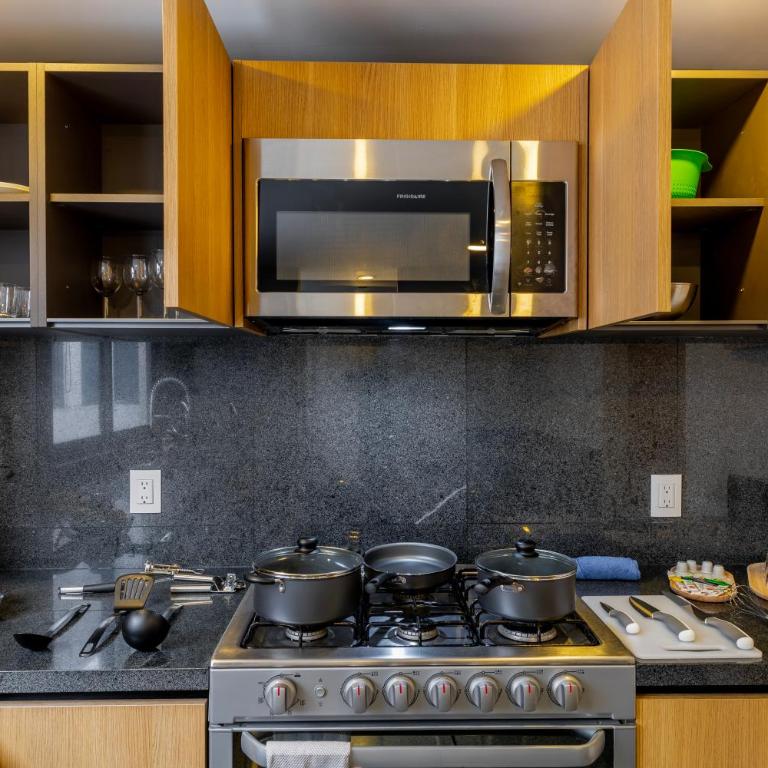 Capitalia Galileo Residences - Luxury Apartment, 3 Bedrooms, Balcony, Street View - 27