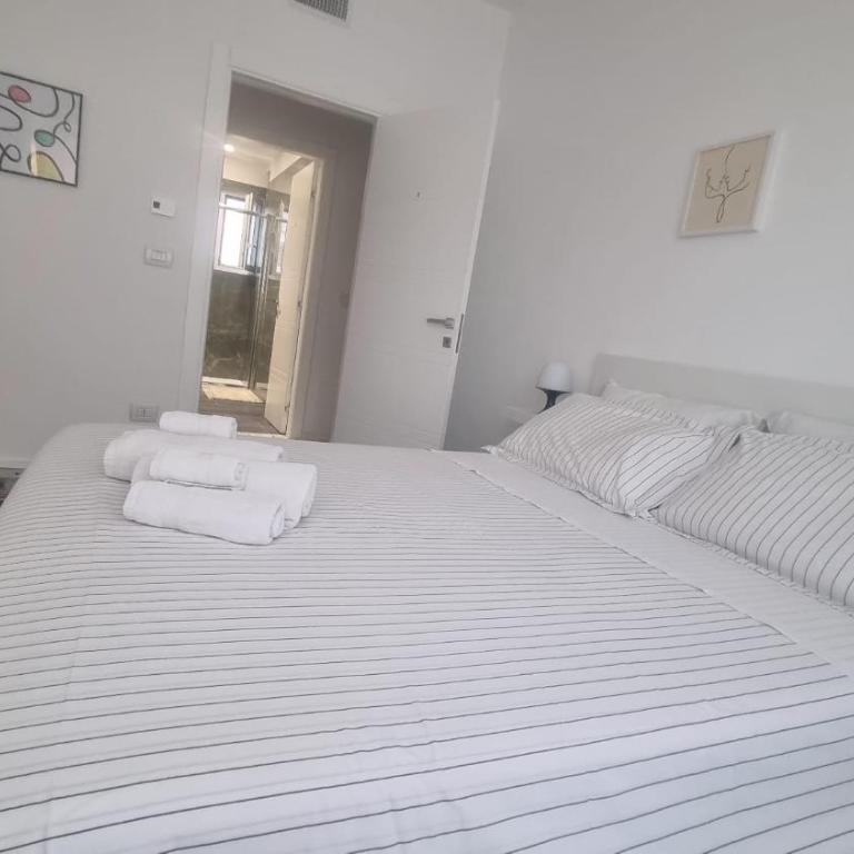 Repubblica Rooms - Double Room with Private External Bathroom - 17
