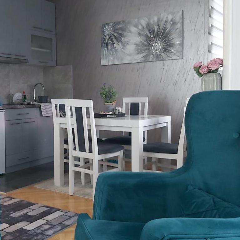 Dora Lux & Free Indoor Parking - Deluks Apartman s 1 Spavaćom Sobom - 2