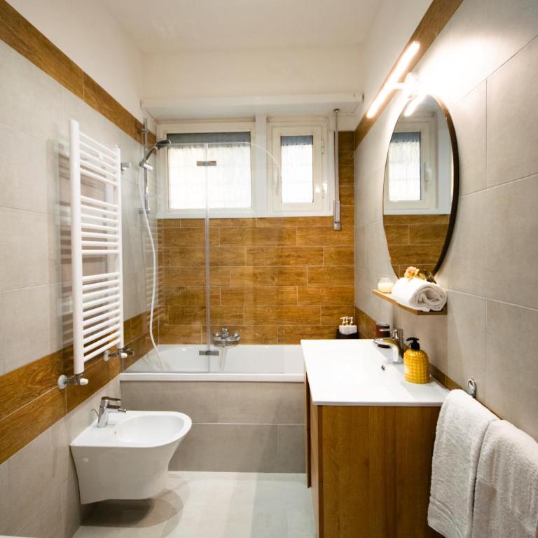 MBS Marconi Bridge Suites Guest House - Camera Quadrupla con Bagno Privato - 9