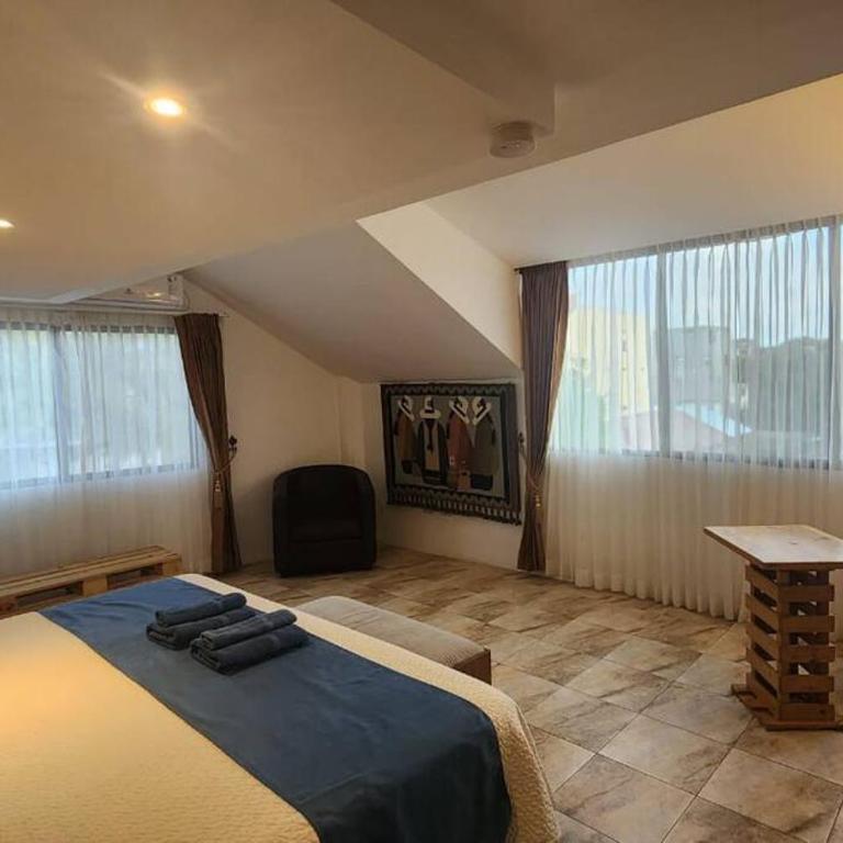 Plaza Lobos Suite Casa Entera 5 Habitaciones - Five-Bedroom House - 29
